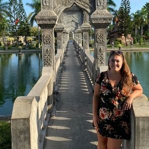 Meet your Posher, Natalie